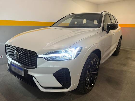 VOLVO XC60 2.0 T8 PHEV ULTRA DARK AWD GEARTRONIC VOLVO XC60 2.0 T8 PHEV ULTRA DARK AWD GEARTRONIC